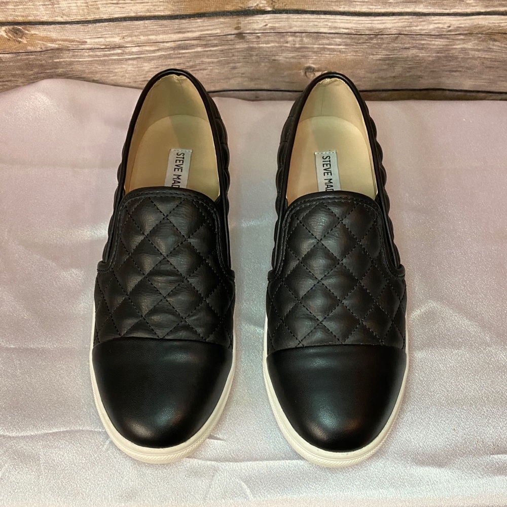 Steve Madden Zander Slip On Sneaker